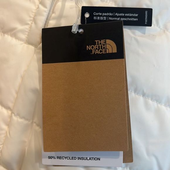 NorthFace Gardenia White Reversible Jacket-NWT - Picture 9 of 15